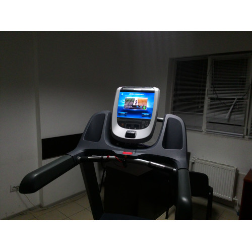 Беговая дорожка  Precor TRM 885 (Б/У) - фото №5